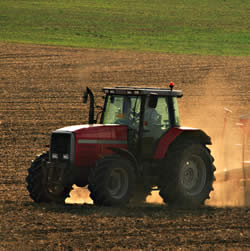 tractors_250x251.jpg tractors_250x251.jpg